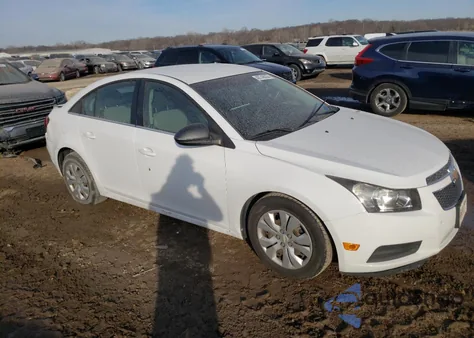 2012 Chevrolet Cruze Ls z USA, uszkodzony, nr VIN 1G1PC5SH1C7244833